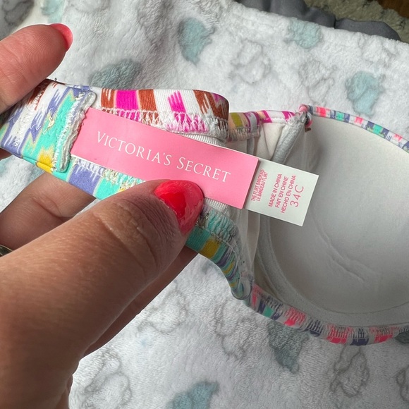 Victoria’s Secret Bikini top size 34C - Picture 6 of 8
